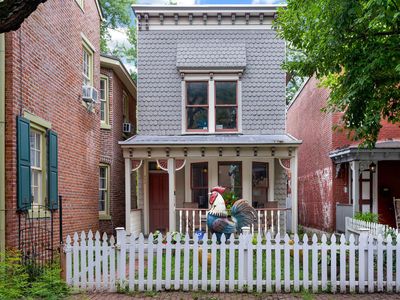 228 Jackson St