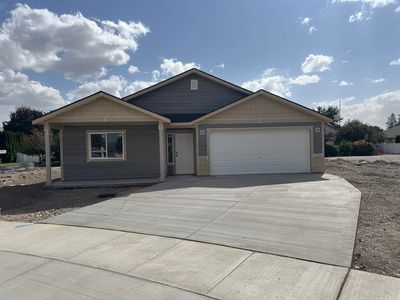 425 N Garvin Ct
