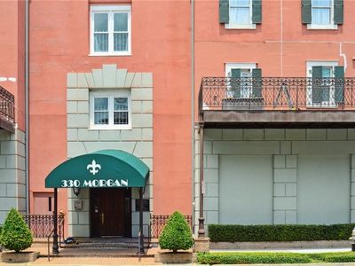 330 Morgan St APT 406
