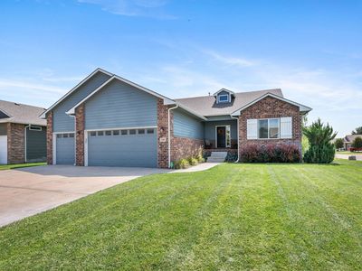 705 E Sprucewood Cir