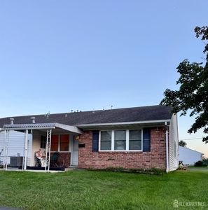 2 Montana Ct