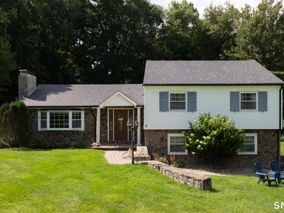 Property at 123 Northwood Drive, Middlebury, CT