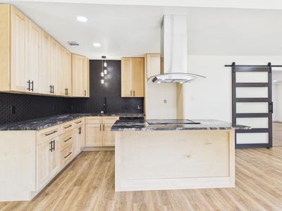 1210 Ricks Ct