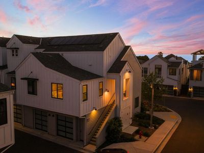 1602 San Remo Pl Unit 201