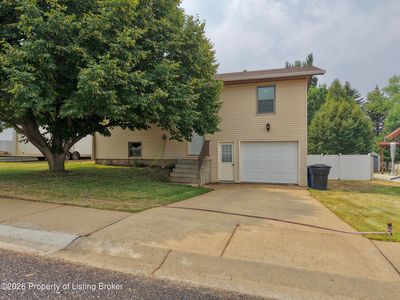 1129 Alexander Dr