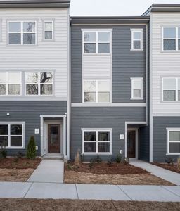 Indie Plan, Context at Oakhurst