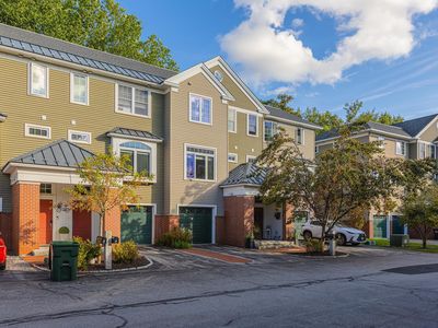 98 Riverwalk Way #8E