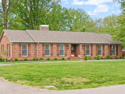 303 Deepwood Dr