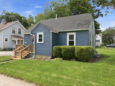 Property at 241 N Lord Ave, Carpentersville, IL