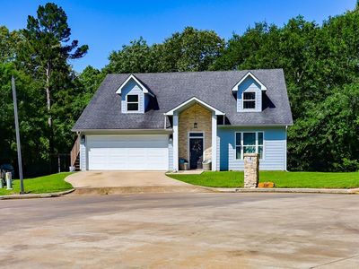330 Oak Meadow Ln