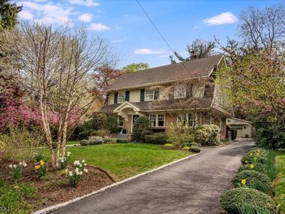 111 Montclair Ave