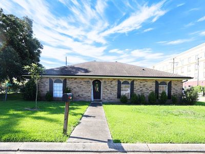 309 Fairmont Dr
