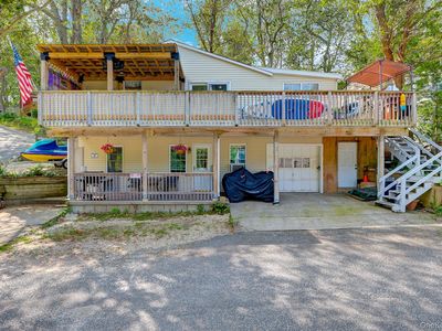 Property at 5 Woodcliff Trail, Baiting Hollow, NY