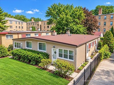 Property at 131 Callan Ave, Evanston, IL