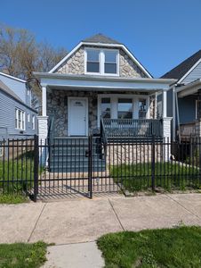 7117 S Wolcott Ave