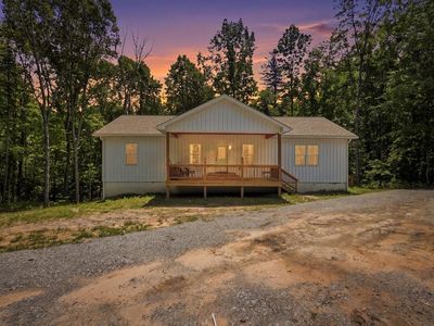 3882 Glade Creek Rd