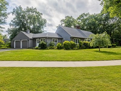 7 Woodland Rd