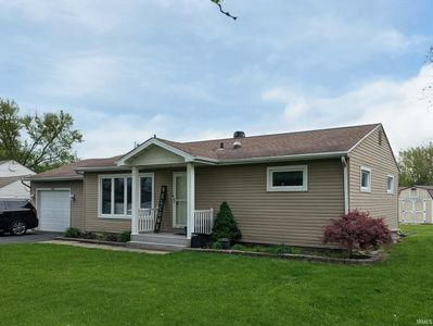 6609 Maywood Cir