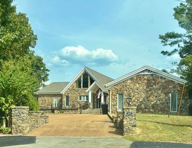 1197 Sandpiper Point