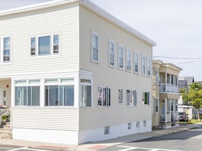 25 Winthrop Shore Dr #1