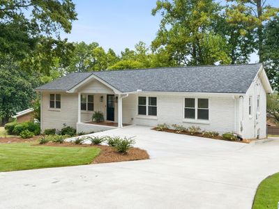 1604 Mountain Gap Cir