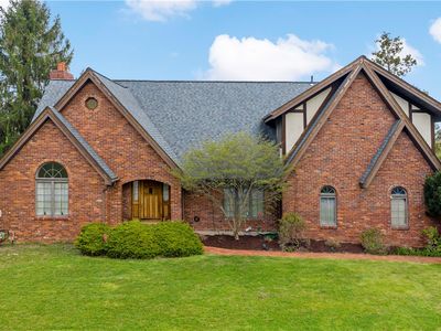 115 Stettler Dr