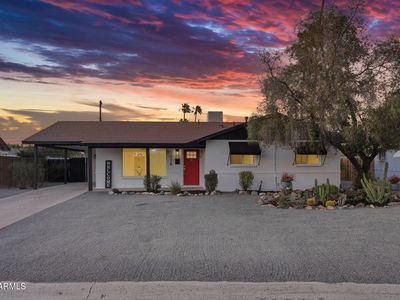 2028 W SOLANO Drive
