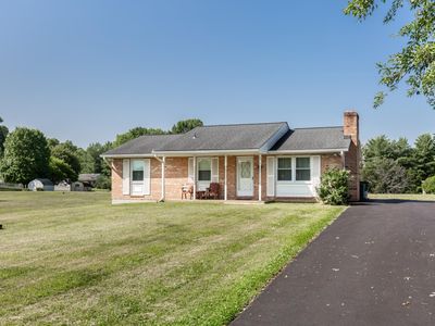 2717 Lawndale Rd