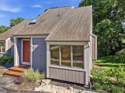 6 Cedar Bluff Ln