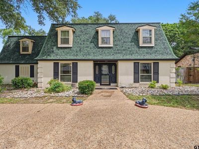 224 La Jolla Dr