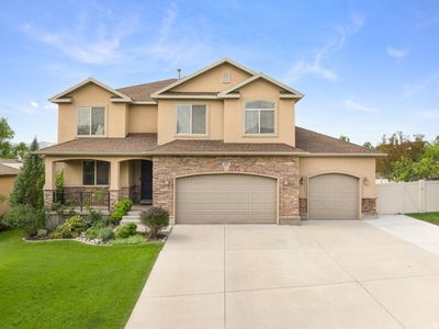 557 W Pumpkin Patch Dr