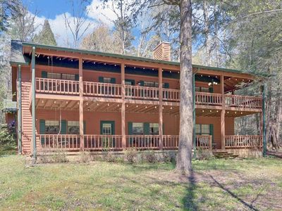 380 Bear Foot Dr