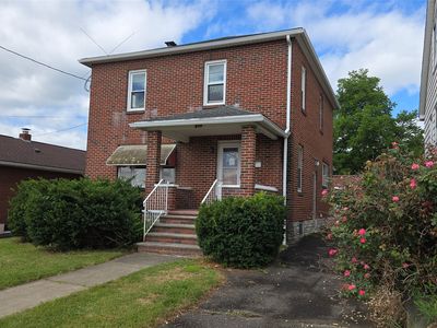 615 Irving Ave