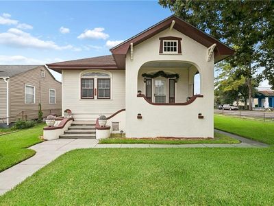 Property at 1005 Madison St, Gretna, LA