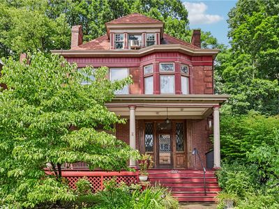 227 Elm St