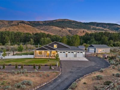 120 Aspen Drive