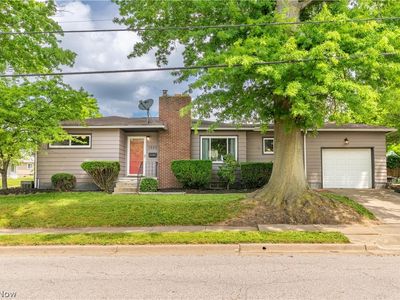 1925 Quayle Dr