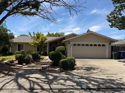 3705 Kona Oak Dr