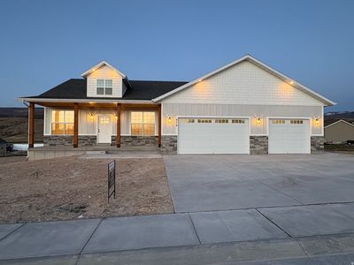 976 N 180 W