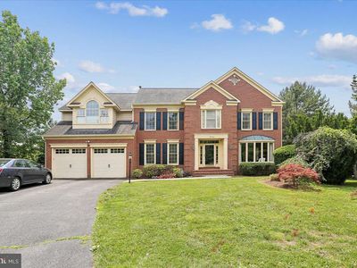 6006 Manor Oak Way