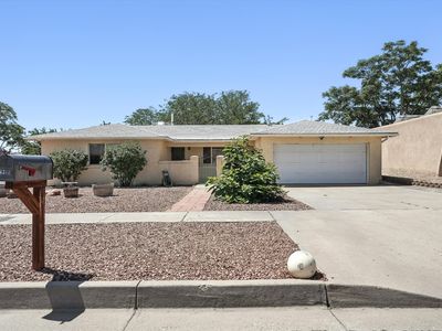 6200 Flor De Mayo Pl NW