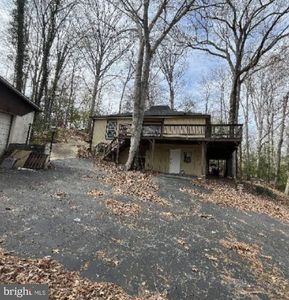 512 Thunderbird Dr