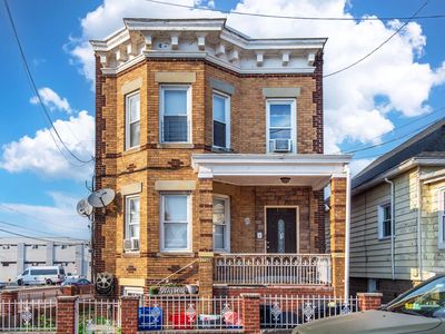 1730 41st St