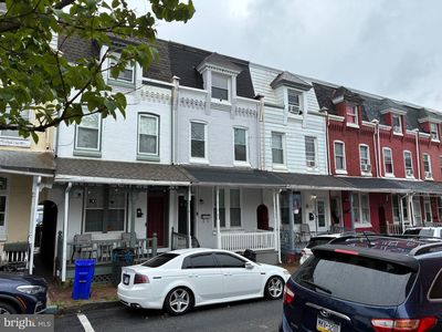 833 Rose St