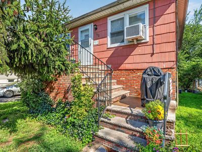 172 Meadow Ln