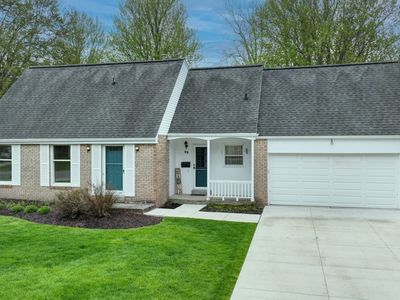49 Chestnut Hill Ln