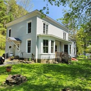 278 Main St