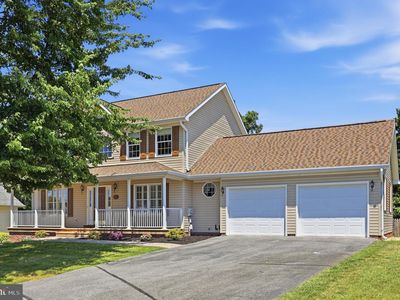210 Bennett Ct