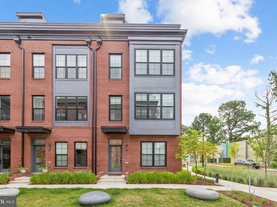 11230 Faraday Park Dr