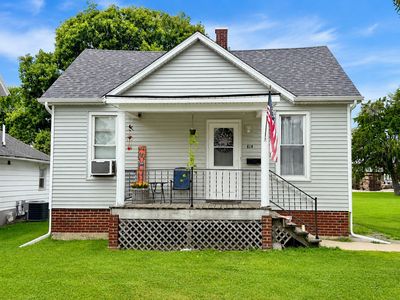 414 Locust St